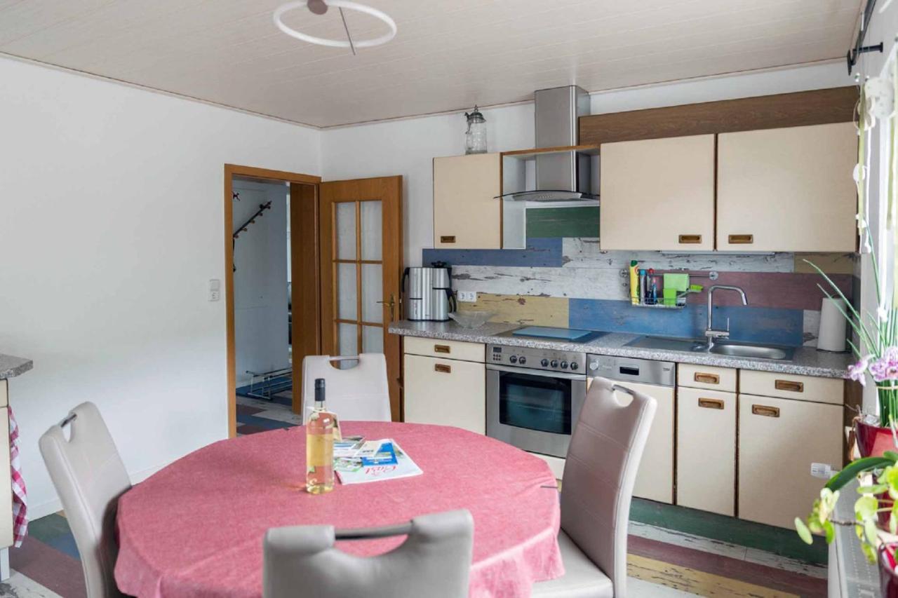 Ferienwohnung Muench Mit Balkon Grossheubach Exterior photo